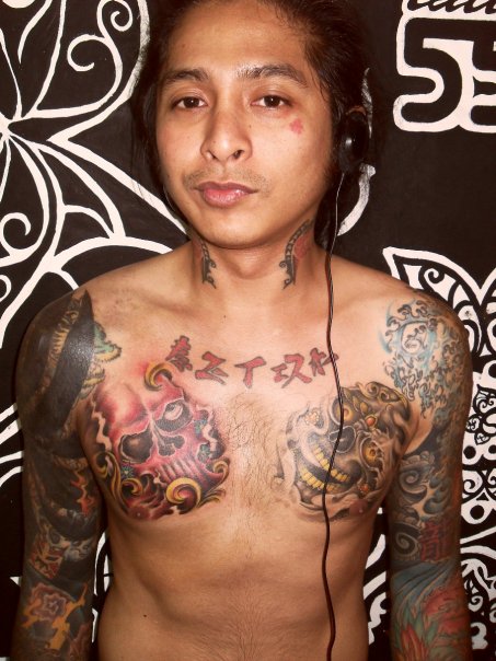 Ocho Toleran a musician who is in love with tattoo machines as what I've